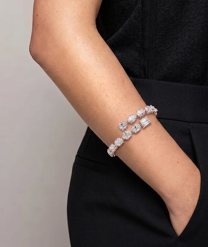 Bond Oval Line Bracelet