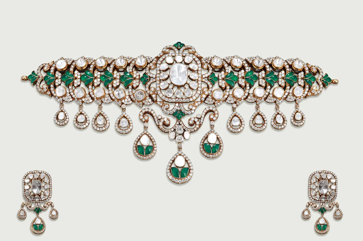 Amara Emerald Crest Choker Set