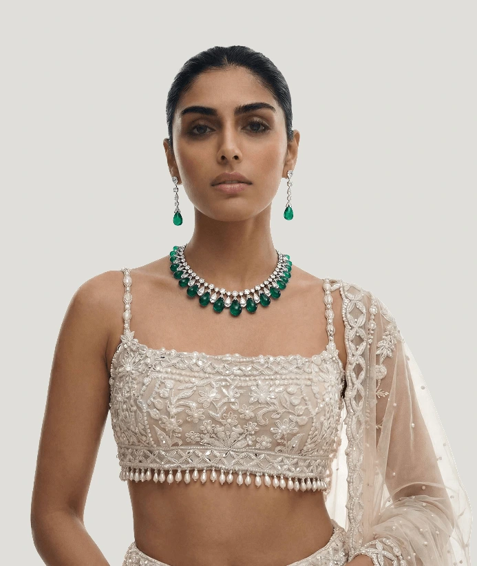 Emerald necklace bridal look