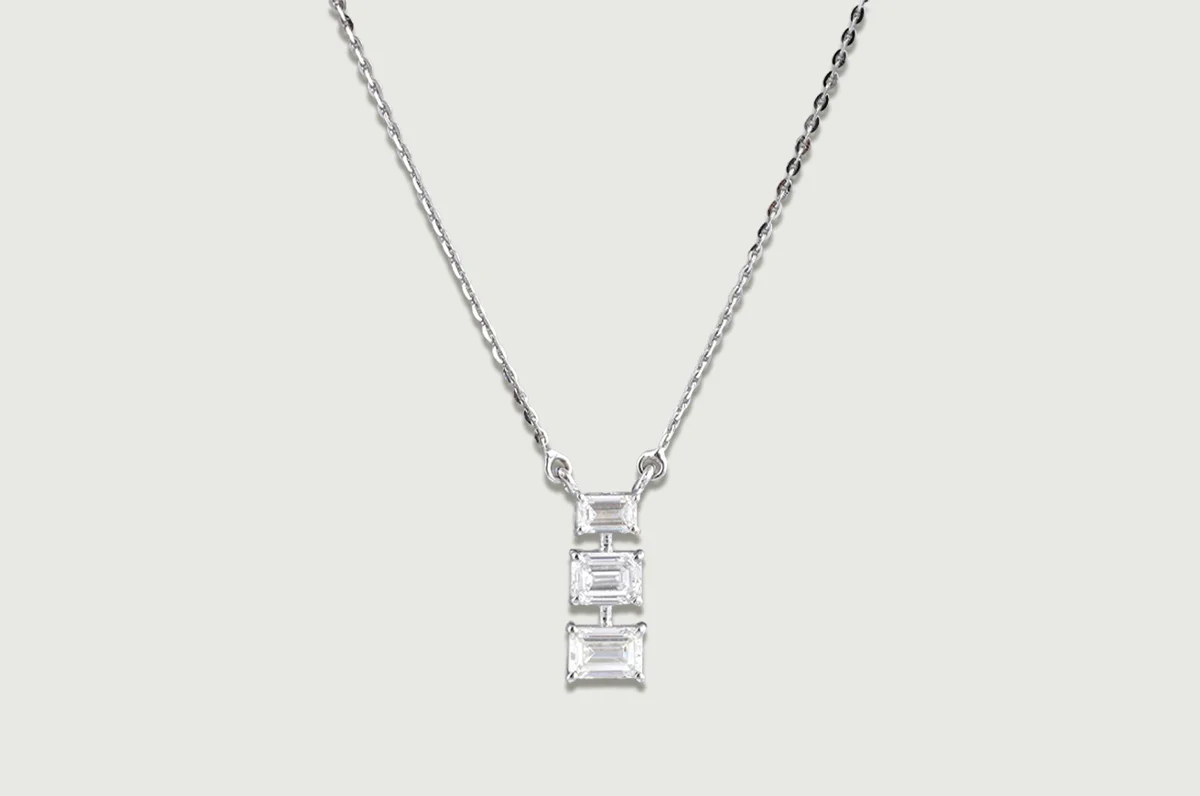 Vera Linear Baguette Pendant Set 1